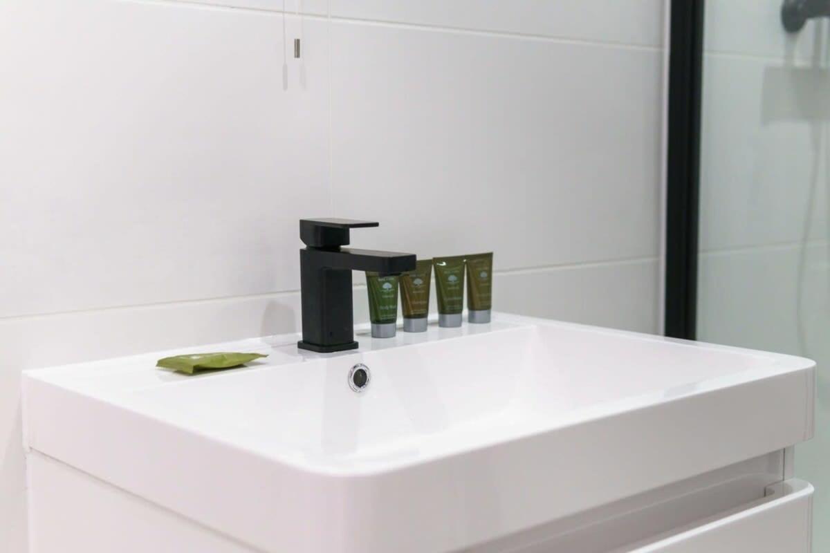 Modern 1 Bedroom Apartment In Preston Centre Exteriér fotografie