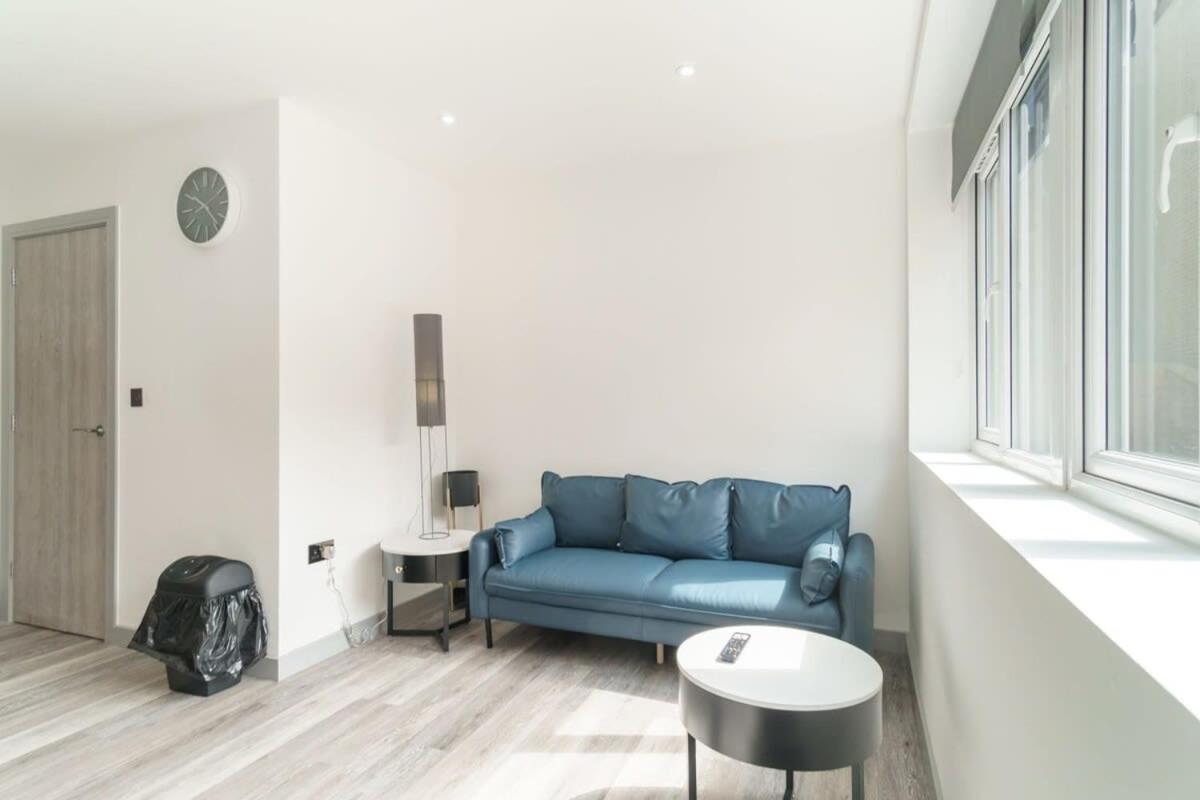 Modern 1 Bedroom Apartment In Preston Centre Exteriér fotografie